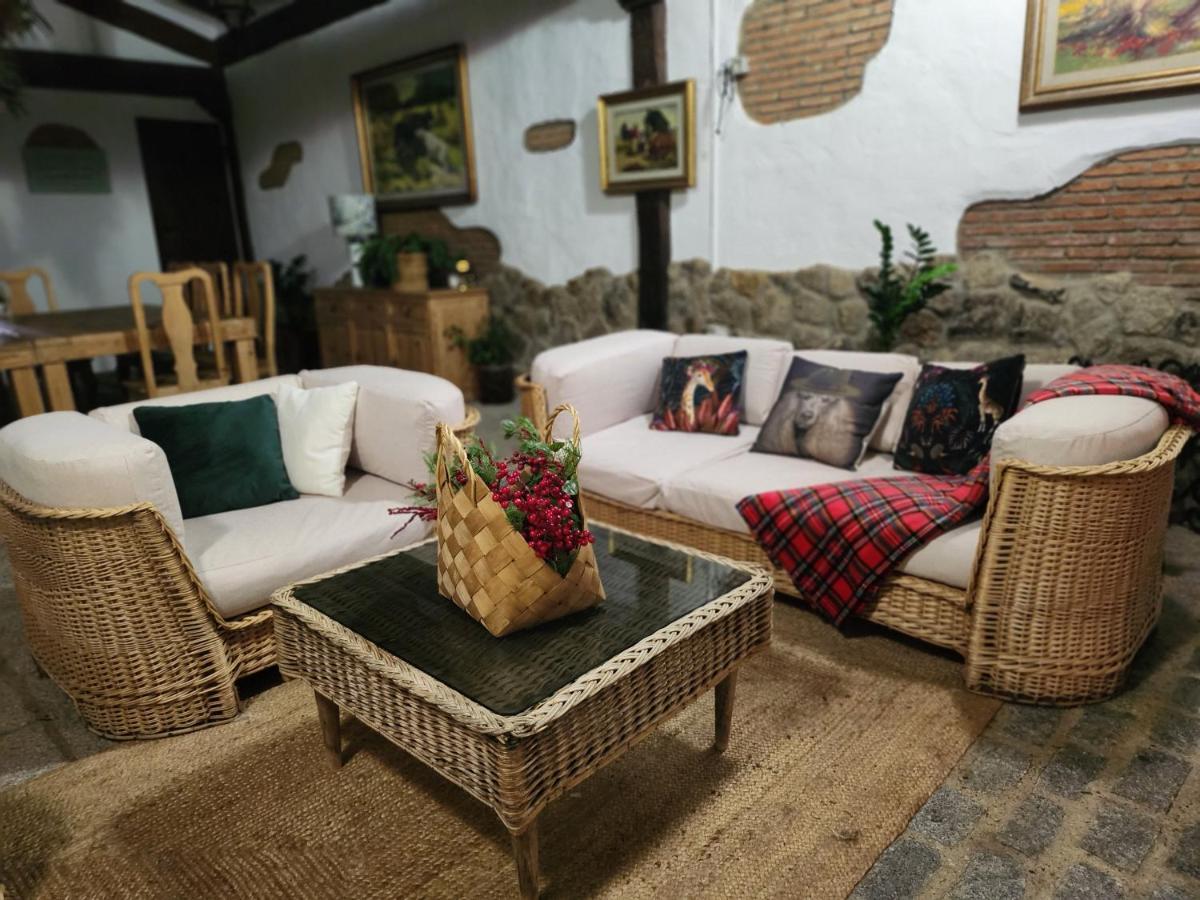 Casa Rural El Canto Del Agua Мальпартіда-де-Пласенсія Екстер'єр фото