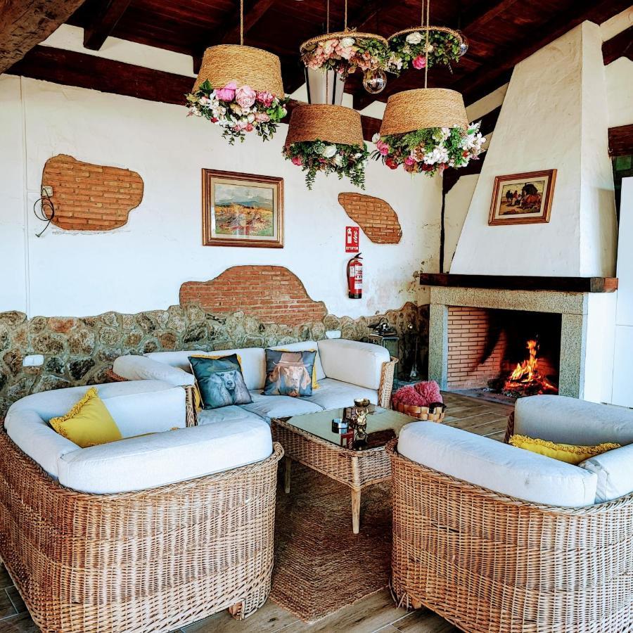 Casa Rural El Canto Del Agua Мальпартіда-де-Пласенсія Екстер'єр фото